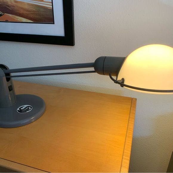 Desk Task Lamp For Drawing ,Architect, Offices, Classrooms, & Hospital - Picture 5 of 13